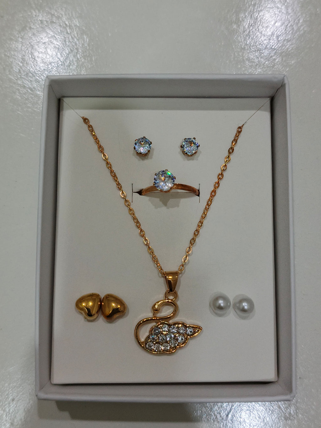 GOLDEN SWAN SET